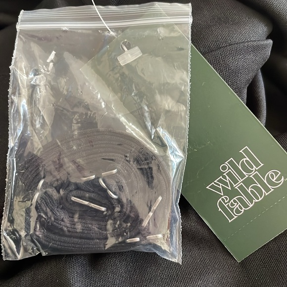 NWT Wild Fable Sequin Mesh Jumpsuit. XS - Picture 8 of 9